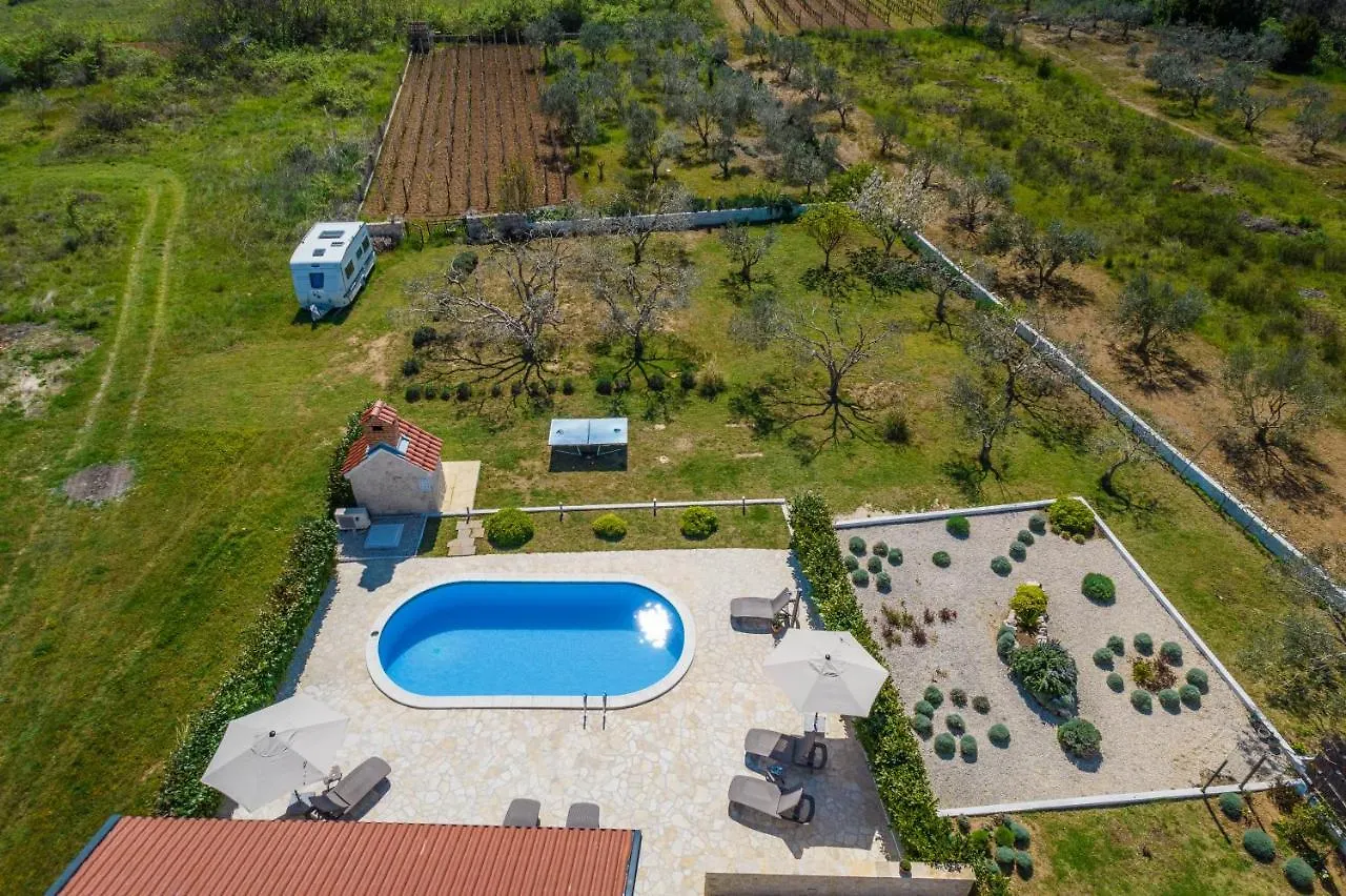 Holiday House Paula Privlaka  Privlaka (Zadar)