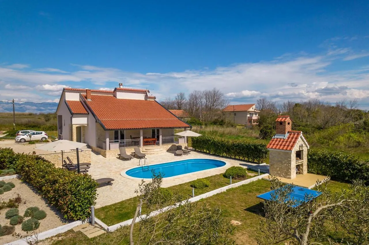 Holiday House Paula Privlaka  0*, Privlaka (Zadar)
