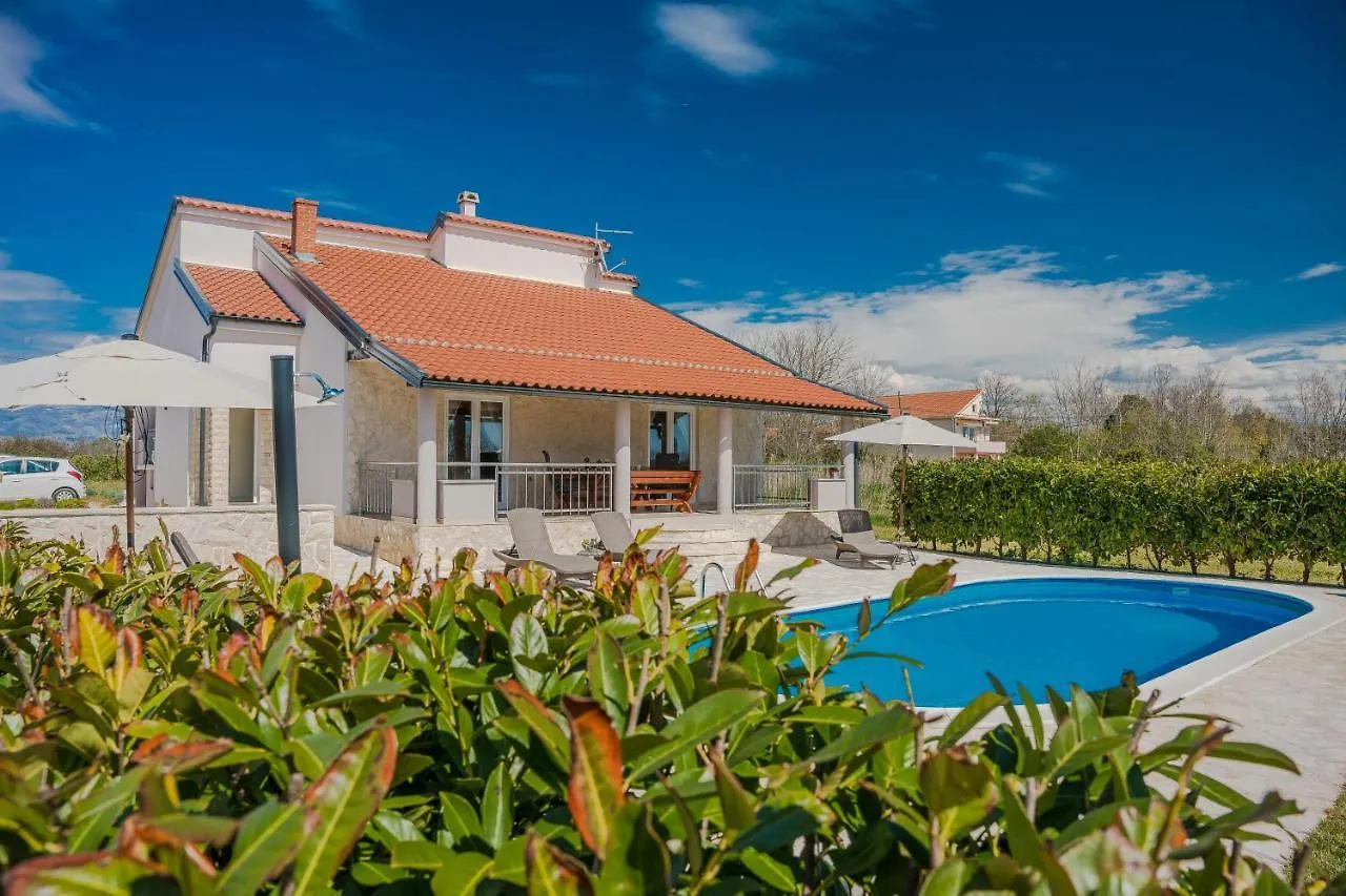 Holiday House Paula Privlaka  0*, Privlaka (Zadar) Croatia