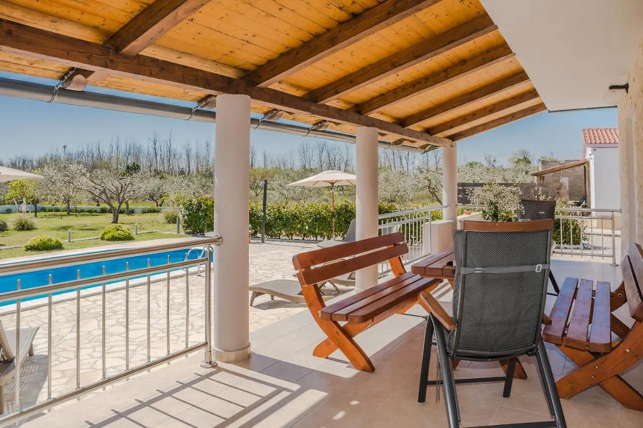 Holiday House Paula Privlaka  0*, Privlaka (Zadar)